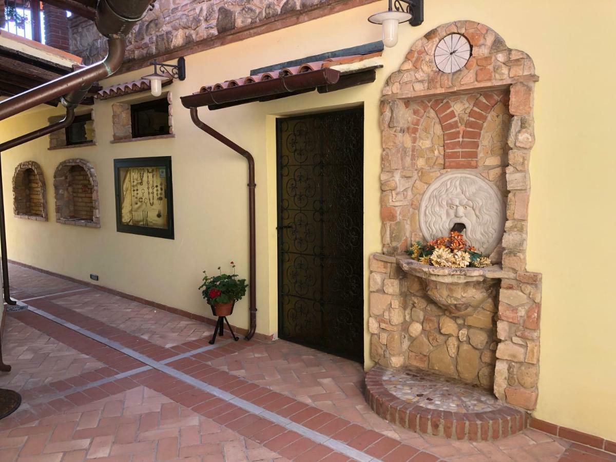 Casa Vacanze Patrizia Montefiore dell'Aso Exterior photo